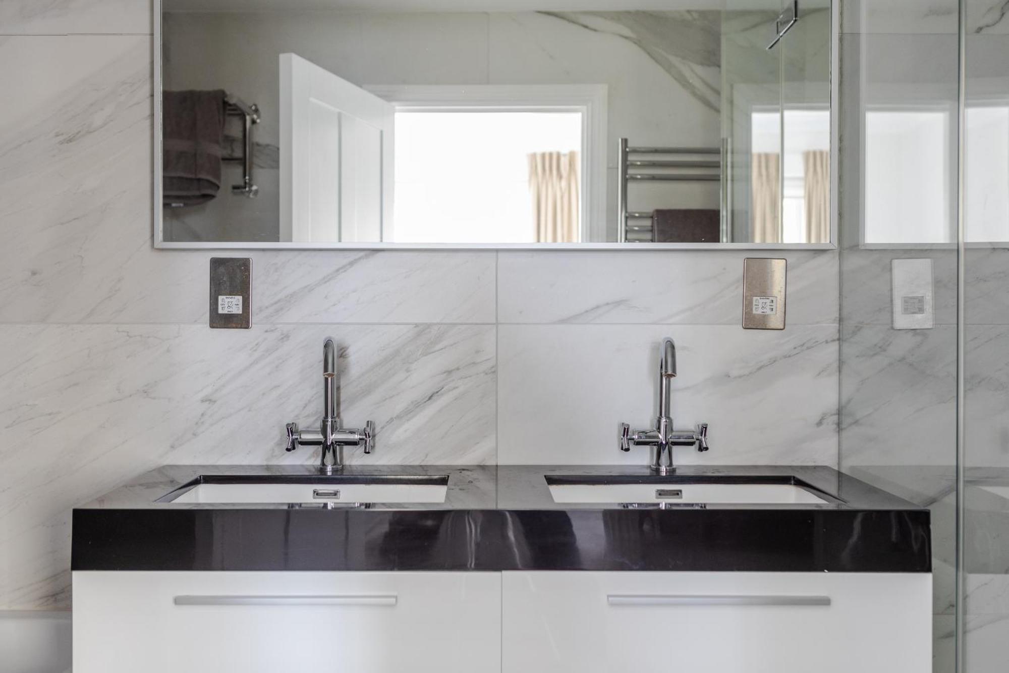 Number 53 - Stunning Maisonette With Parking In Kensington & Chelsea London Eksteriør bilde